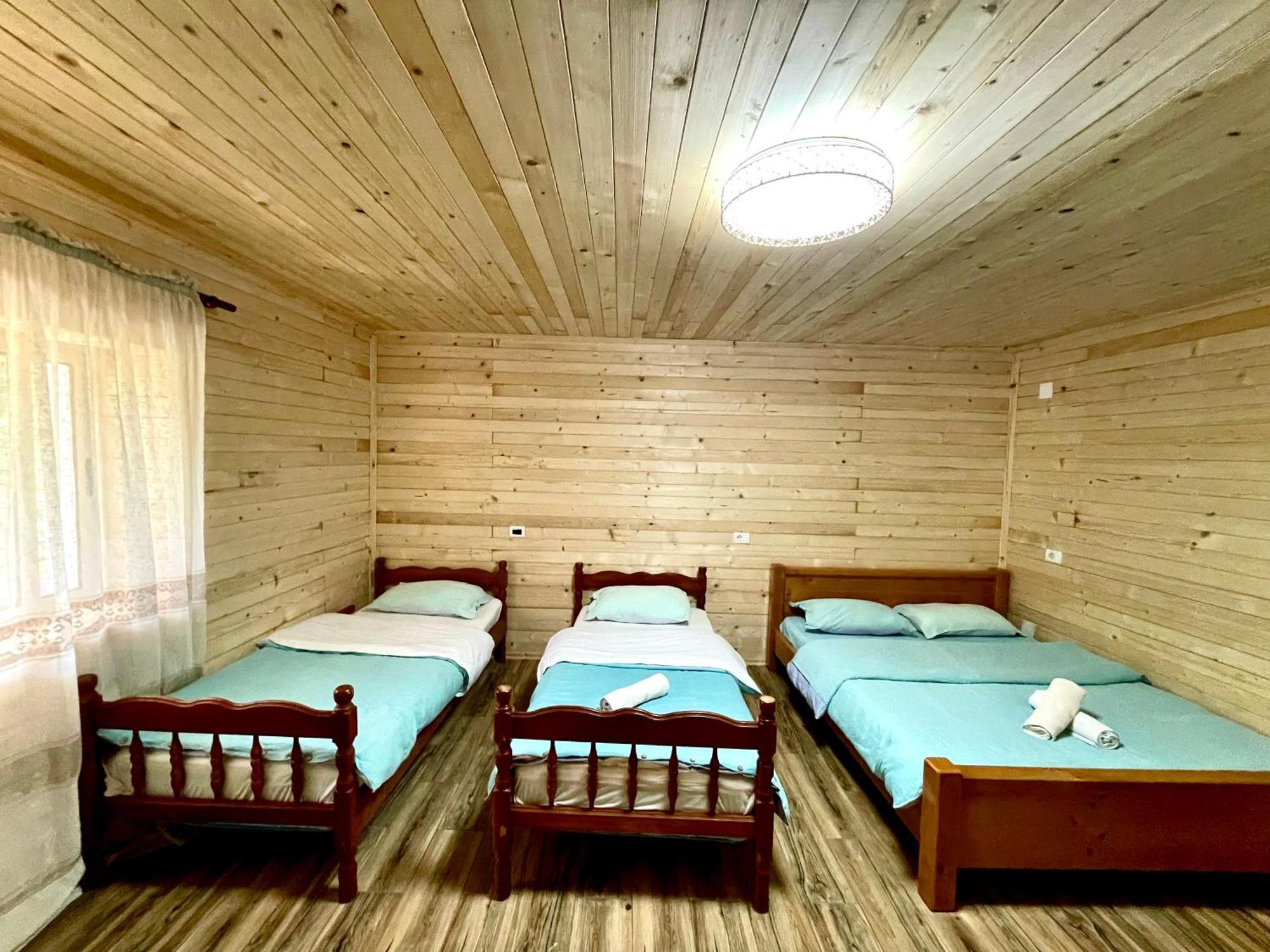 Lazer Cardaku Guesthouse Valbone Ngoại thất bức ảnh