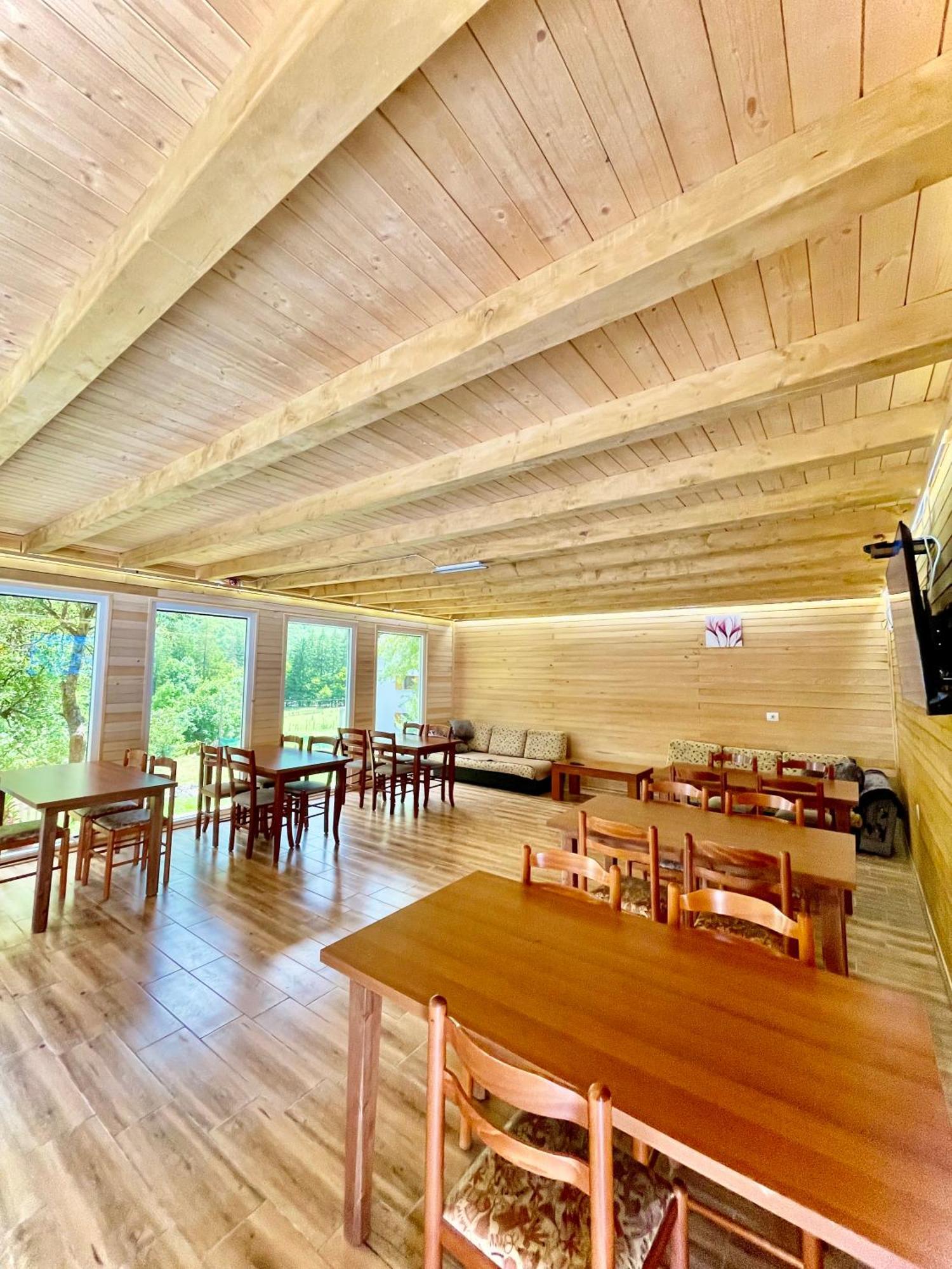Lazer Cardaku Guesthouse Valbone Ngoại thất bức ảnh